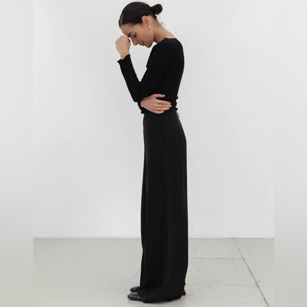 OAT New York Classic Straight Leg High-Waist Pleated Front Trousers Black Small